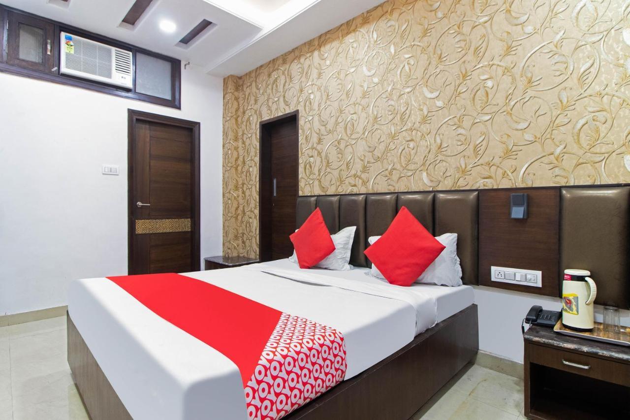 Oyo 48489 Adarsh Plaza Hotel Saharanpur Esterno foto