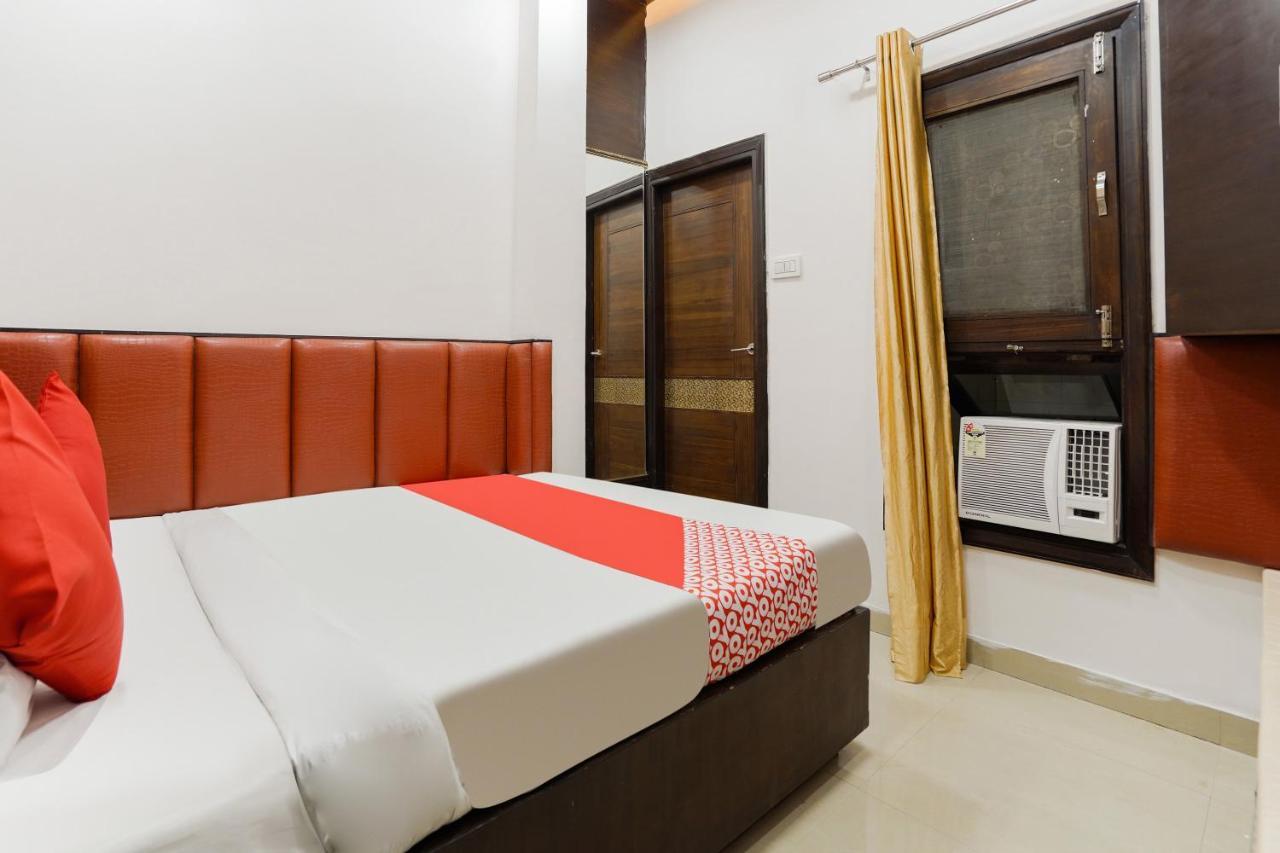 Oyo 48489 Adarsh Plaza Hotel Saharanpur Esterno foto