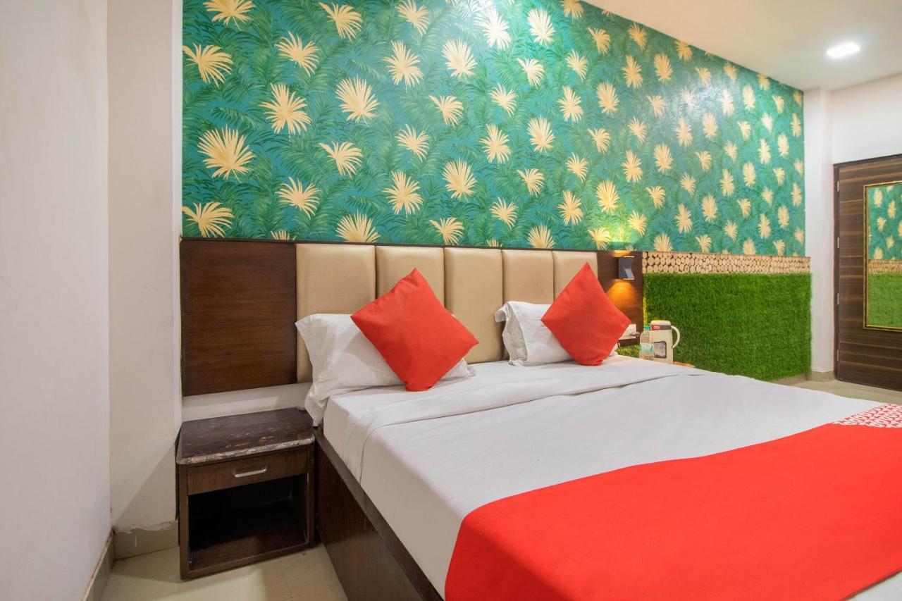 Oyo 48489 Adarsh Plaza Hotel Saharanpur Esterno foto