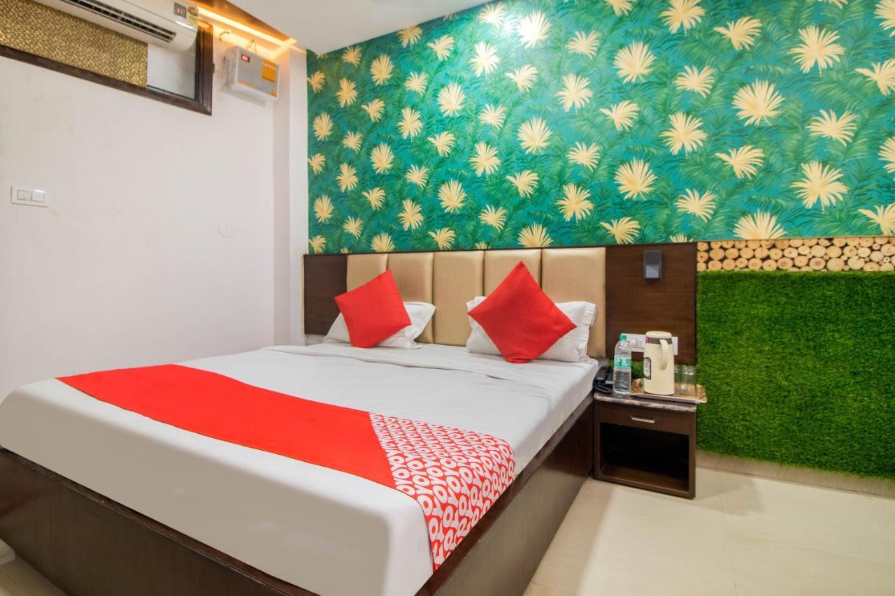 Oyo 48489 Adarsh Plaza Hotel Saharanpur Esterno foto